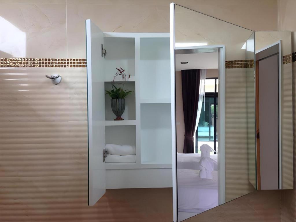 Med Room Korat Nakhonratchasima Eksteriør bilde