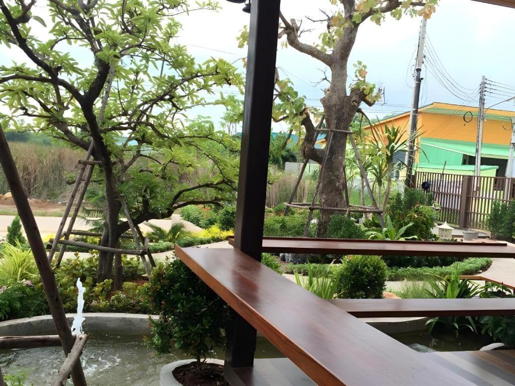 Med Room Korat Nakhonratchasima Eksteriør bilde