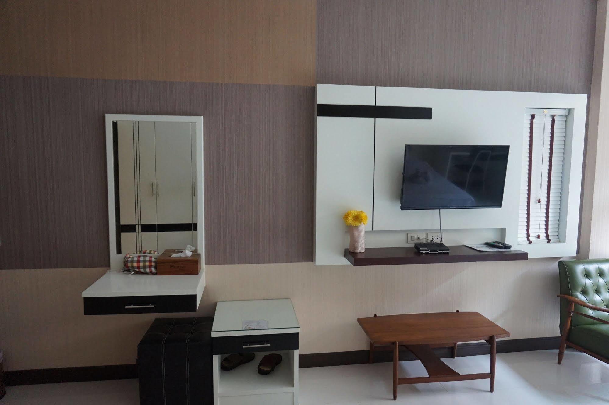 Med Room Korat Nakhonratchasima Eksteriør bilde