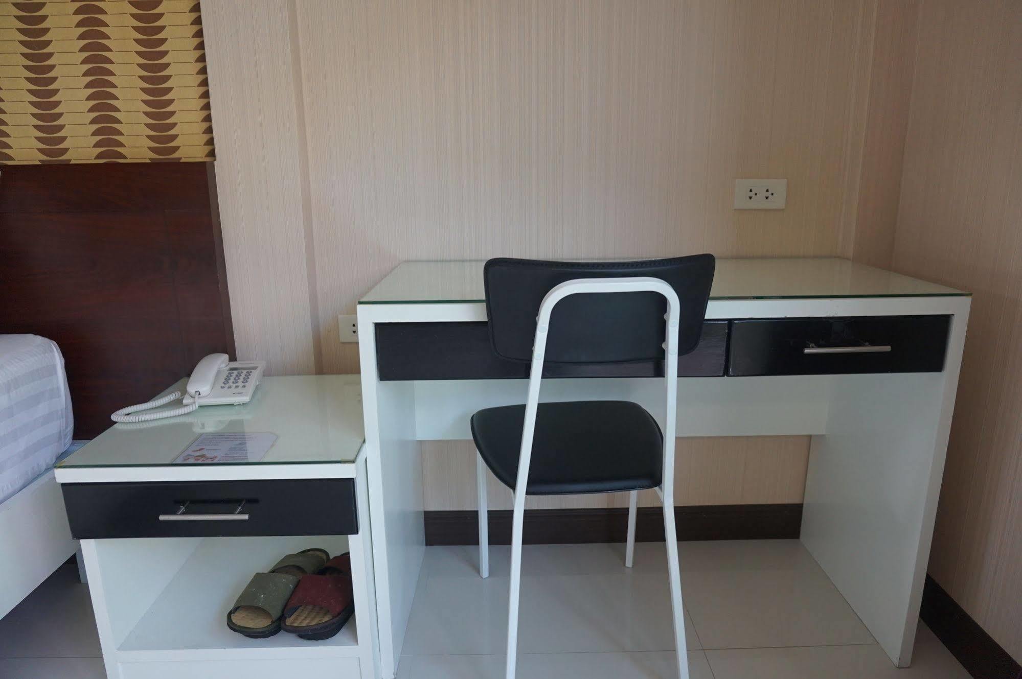 Med Room Korat Nakhonratchasima Eksteriør bilde
